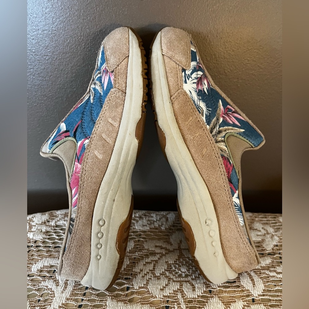 Easy Spirit Womens Slip-On Sneakers EST TravelTime 240 Tropical Hawaiian Print - Picture 4 of 15